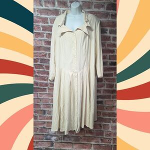 WR II Vintage Midi Dress 20 | Made in USA Cream Long Sleeve Cottagecore Retro